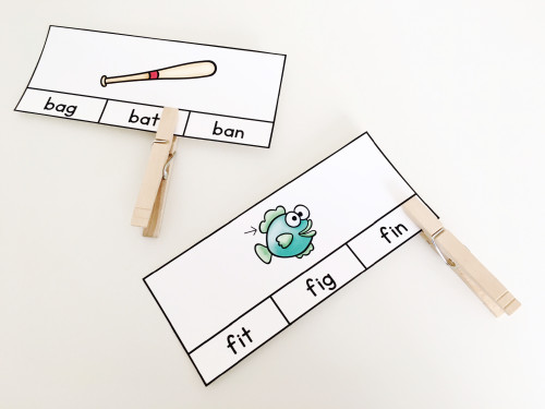 Use these FREE cards to teach students to pay attention to the last letter in a word!