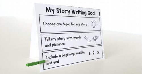 These tabletop goal-setting foldables are great for reminding kids what they are working on during writing time!