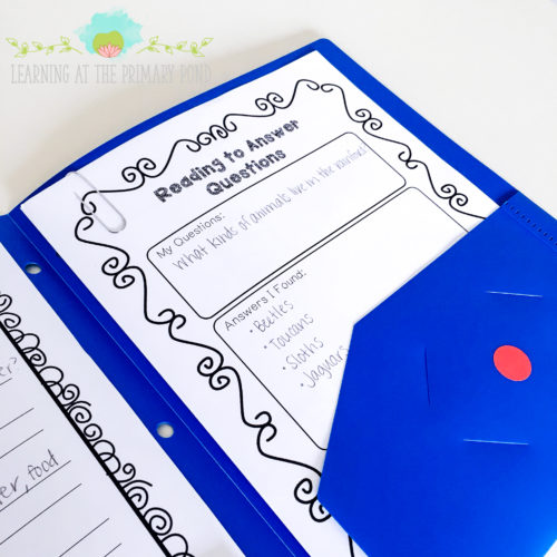 How do you keep track of papers during literacy centers? In this post, I share a VERY simple folder strategy!
